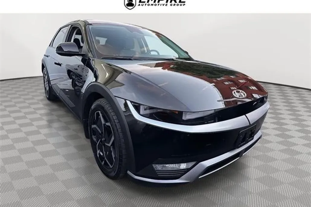 2024 Hyundai Ioniq 5 SEL photo 1