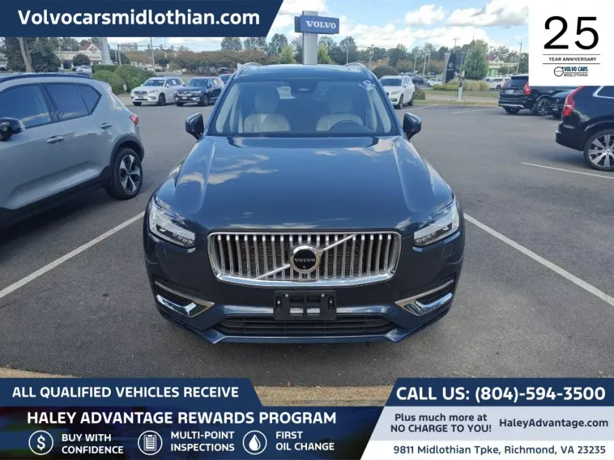 2023 Volvo XC90 Plus photo 1