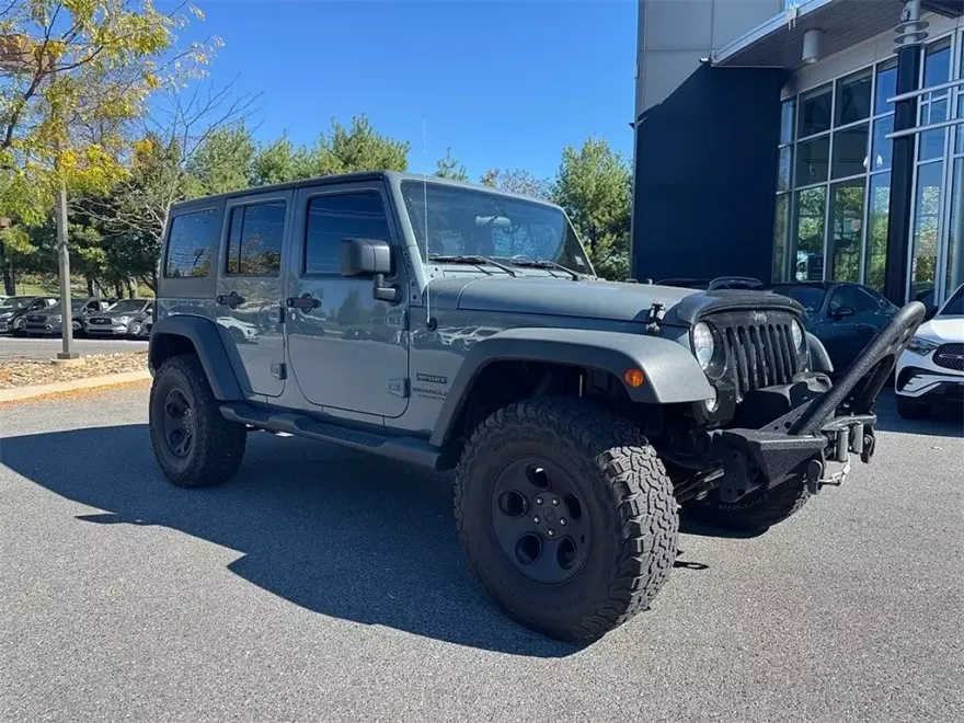2015 Jeep Wrangler Unlimited Sport photo 1