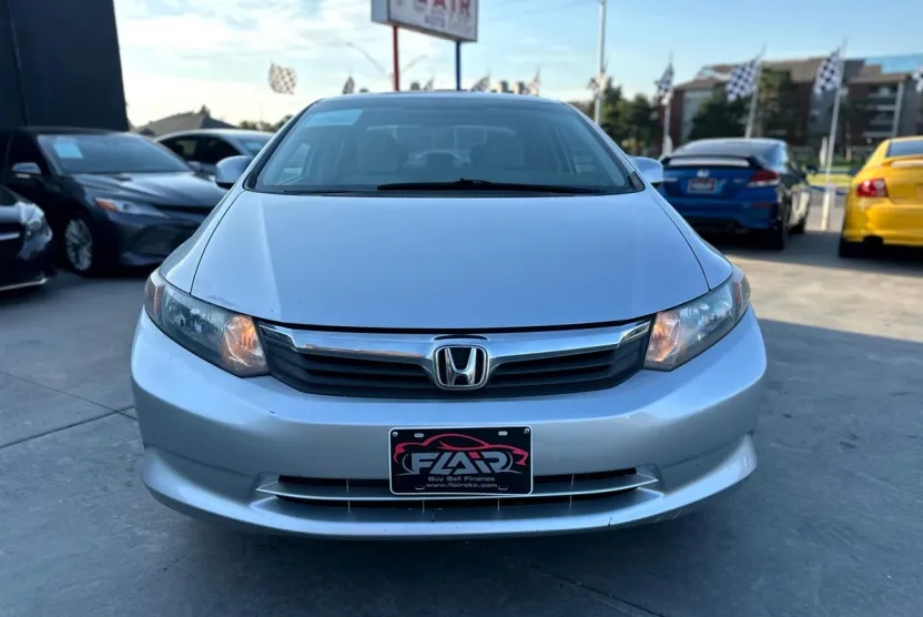 2012 Honda Civic LX photo 1