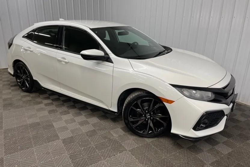 2017 Honda Civic Sport photo 1