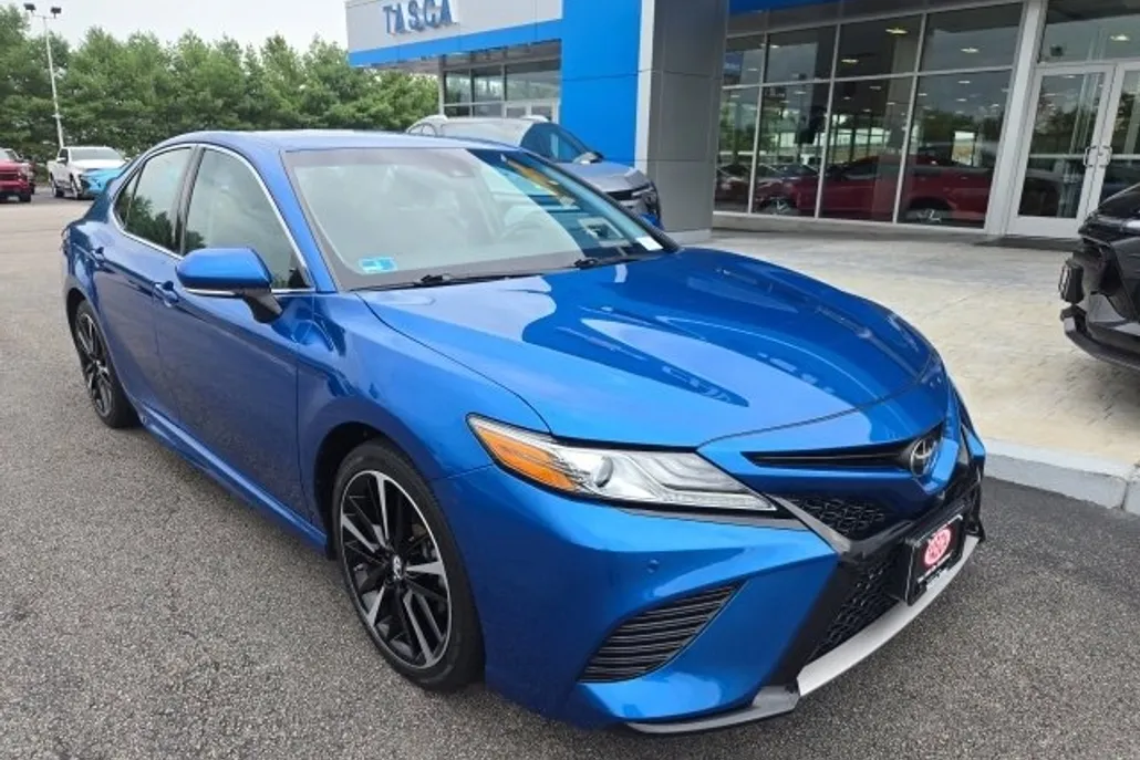 2018 Toyota Camry XSE photo 1