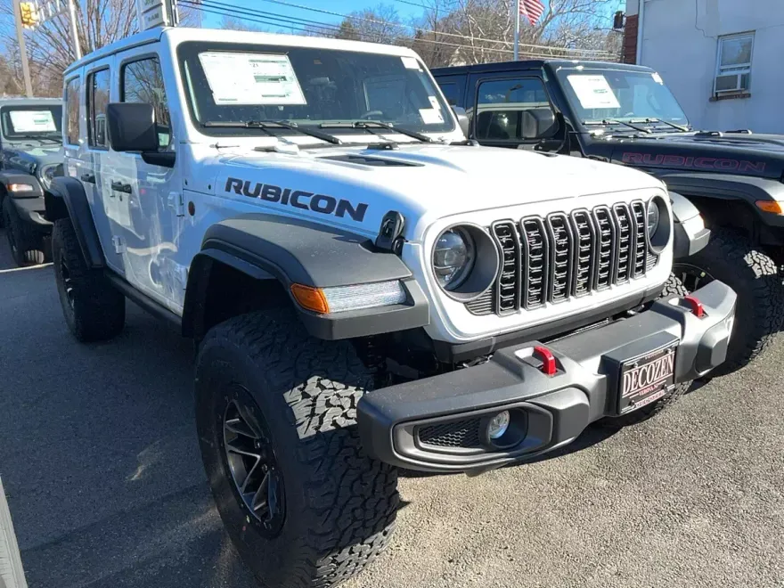 2025 Jeep Wrangler Rubicon photo 1