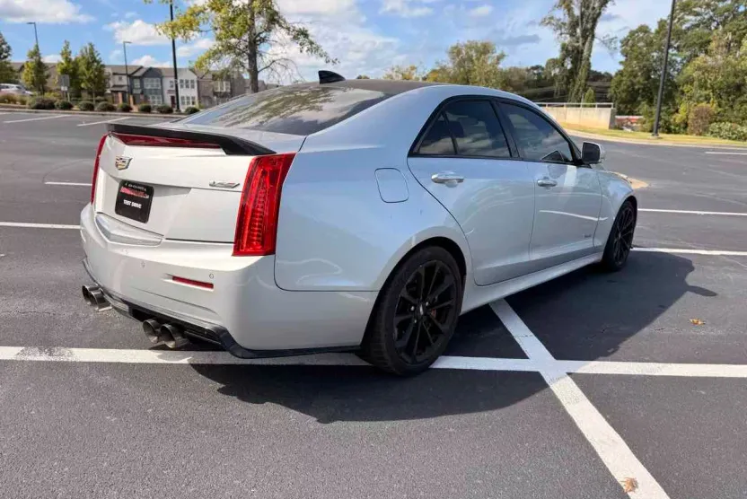 2017 Cadillac ATS V Luxury photo 1