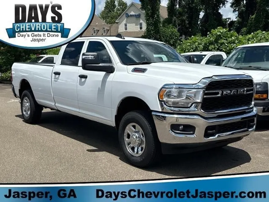 2023 Ram 2500 Tradesman photo 1