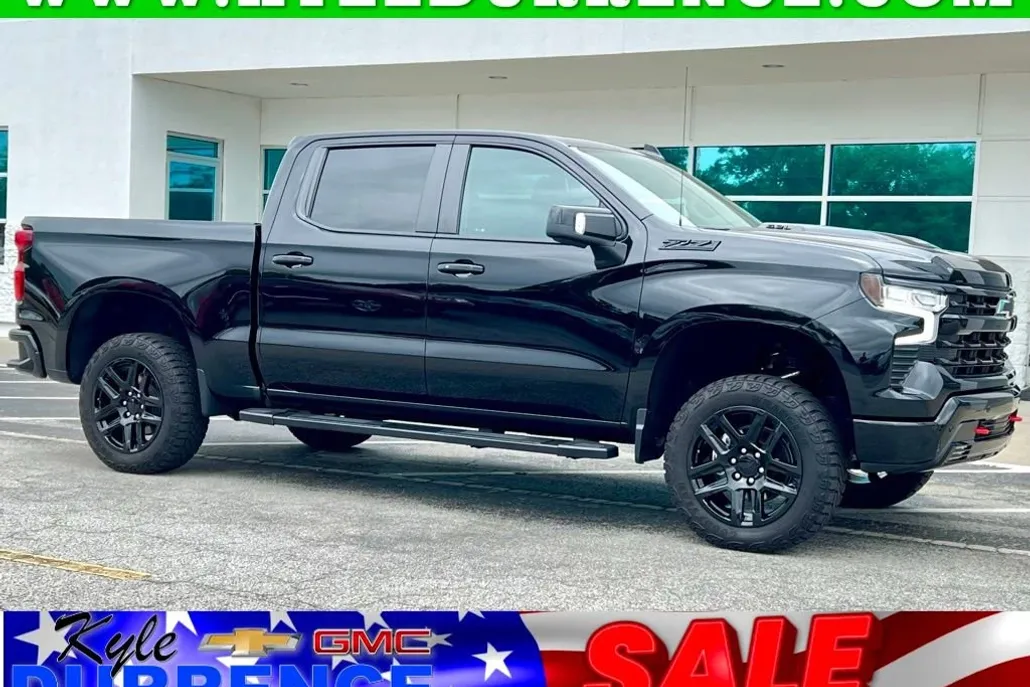 2024 Chevrolet Silverado 1500 LT Trail Boss photo 1
