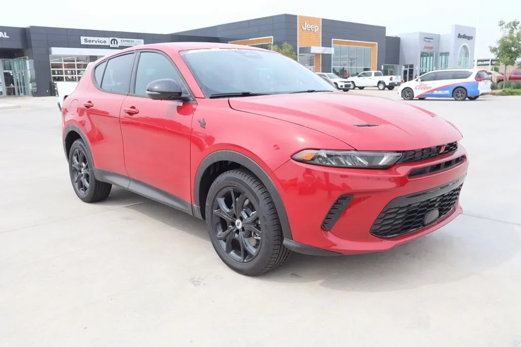 2025 Dodge Hornet GT photo 1