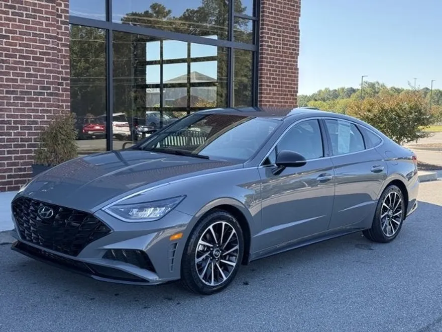 2020 Hyundai Sonata SEL Plus photo 1