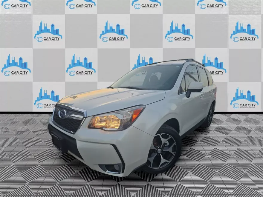 2014 Subaru Forester 2.0XT Premium photo 1