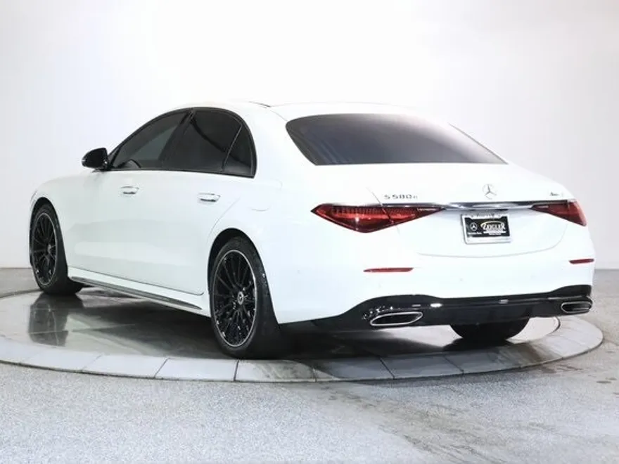 2024 Mercedes Benz S 450 580e photo 1