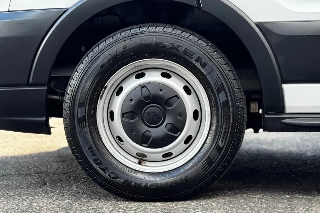 2019 Ford Transit photo 1