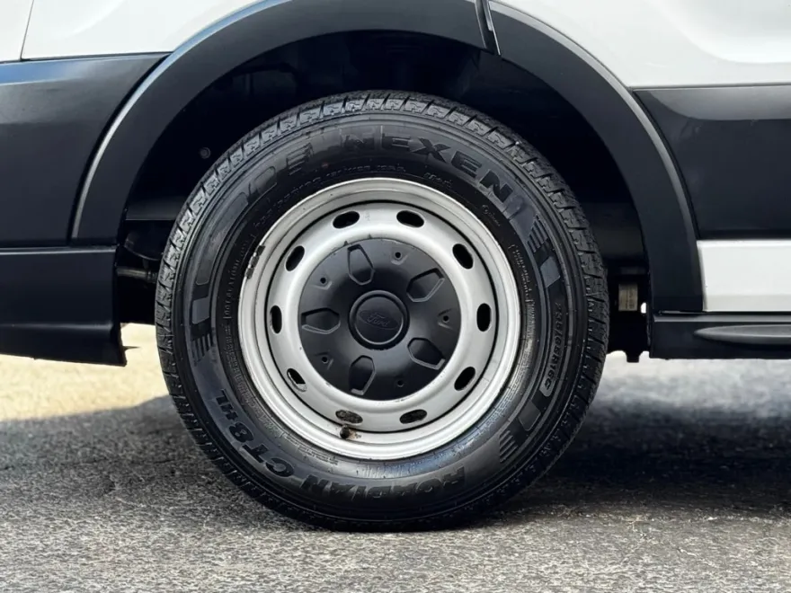 2019 Ford Transit photo 1