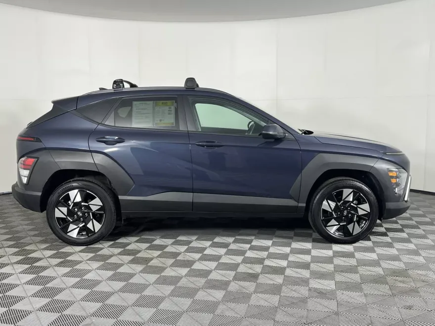 2024 Hyundai Kona SEL photo 1