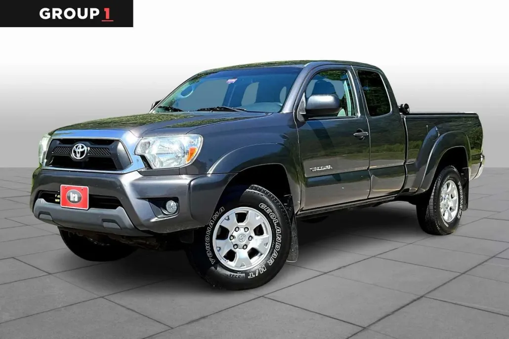 2015 Toyota Tacoma SR5 photo 1