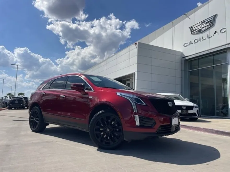 2022 Cadillac XT5 Premium Luxury photo 1