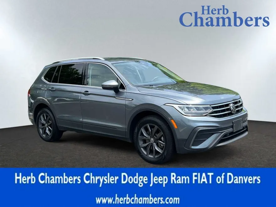 2022 Volkswagen Tiguan SE photo 1