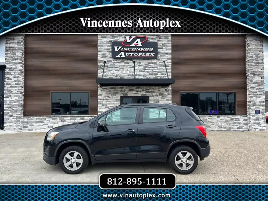 2015 Chevrolet Trax LS photo 1
