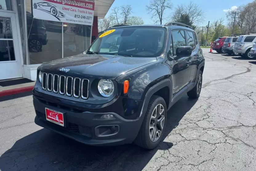 2015 Jeep Renegade Latitude Sport photo 1
