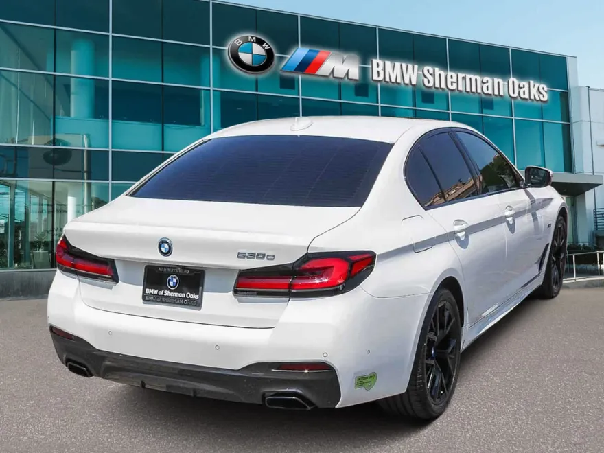 2022 Bmw 530e photo 1