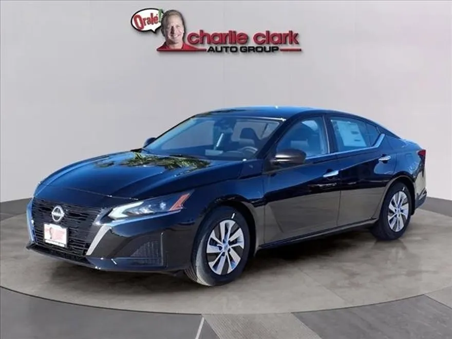 2025 Nissan Altima 2.5 S photo 1