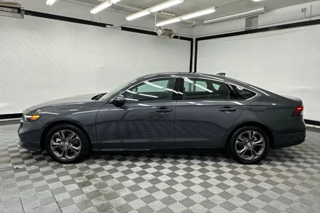 2025 Honda Accord Hybrid EX-L photo 1