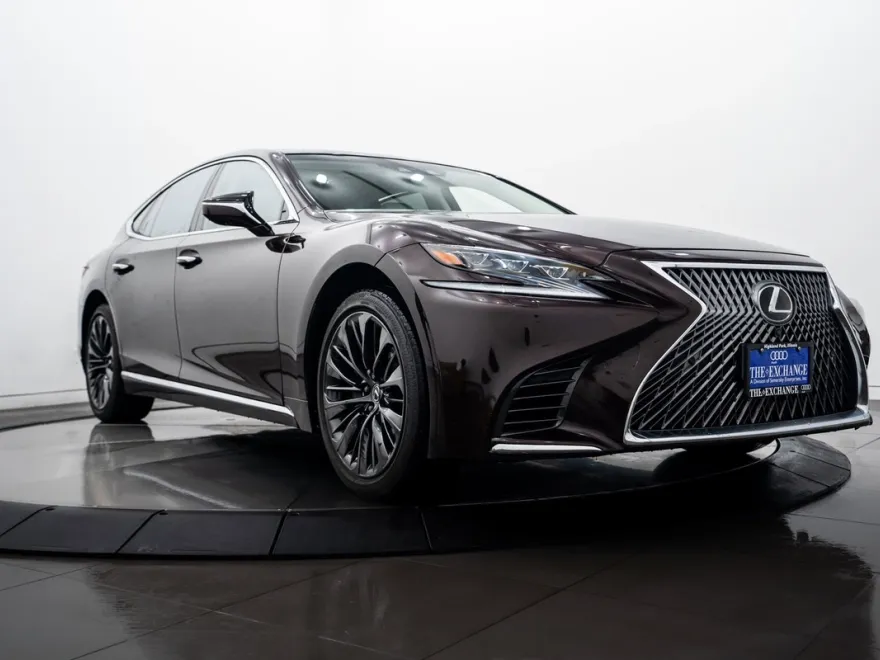 2020 Lexus LS 500 photo 1