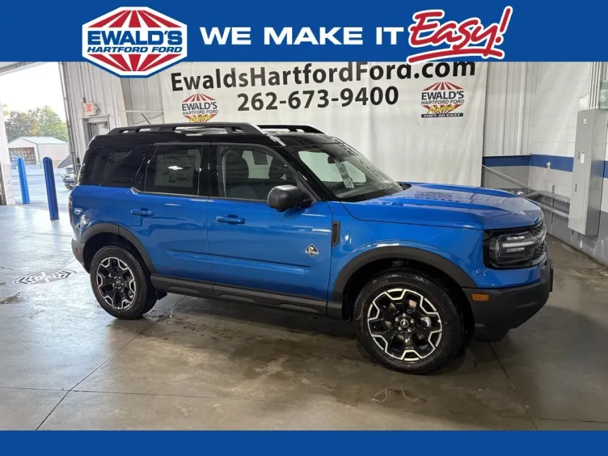 2025 Ford Bronco Sport Outer Banks photo 1