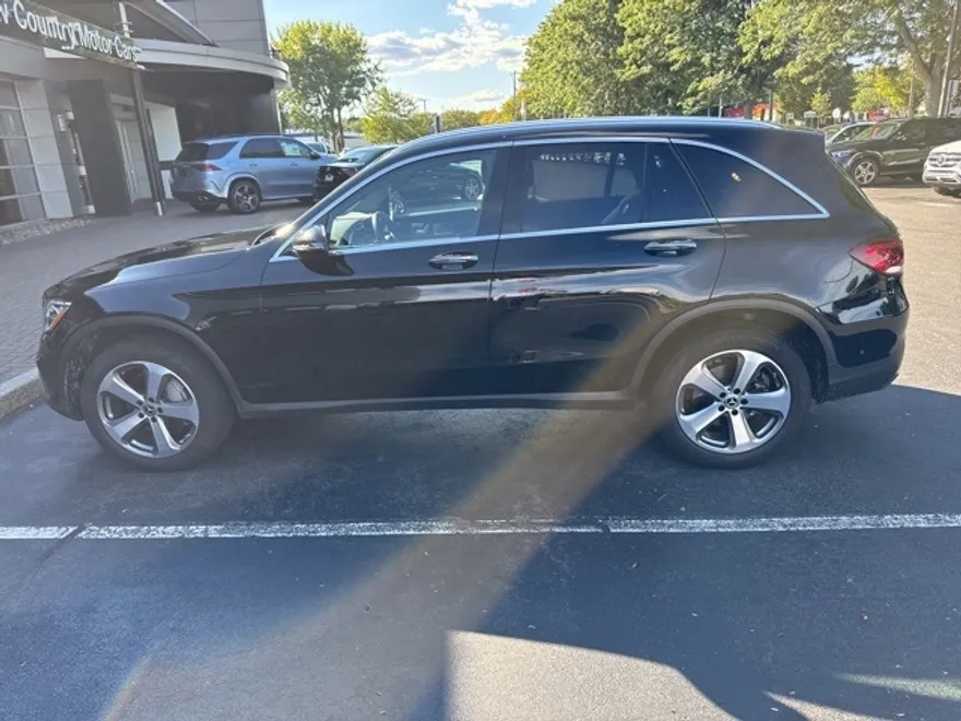 2022 Mercedes Benz GLC 300 4MATIC photo 1