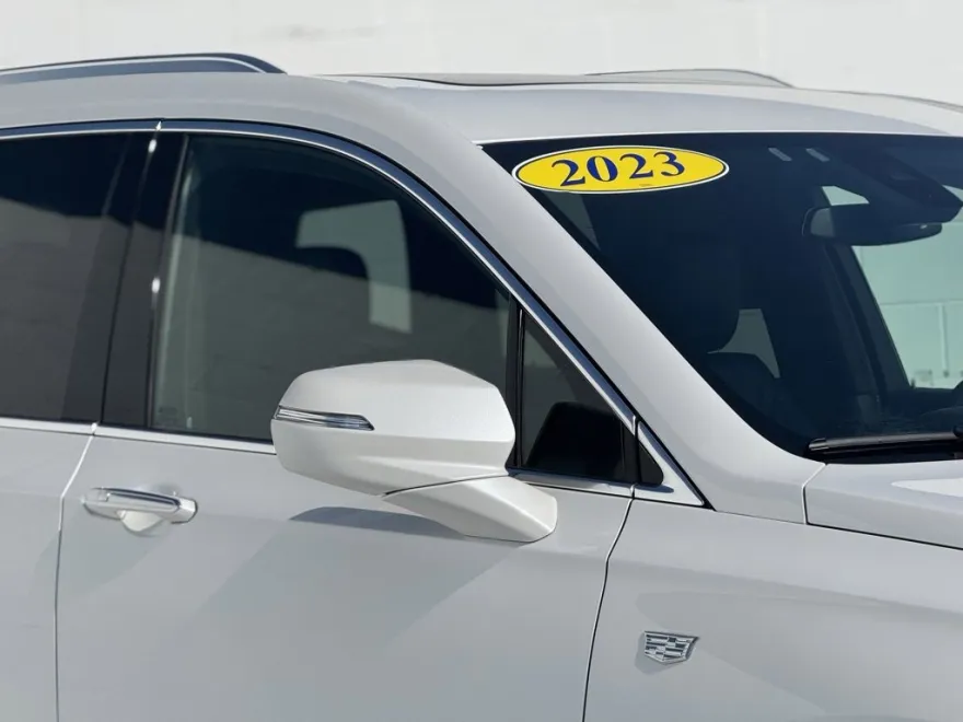 2023 Cadillac XT6 Premium Luxury photo 1