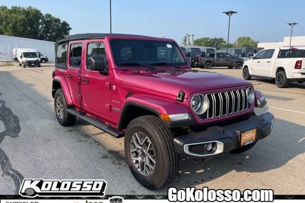 2024 Jeep Wrangler Sahara photo 1
