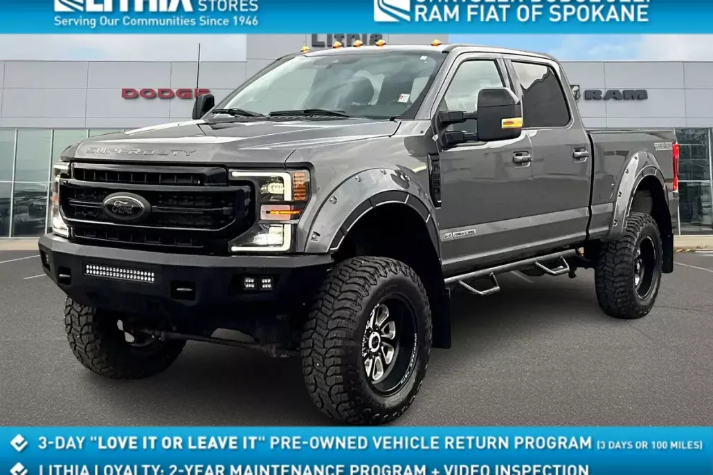 2022 Ford F-350 Lariat photo 1