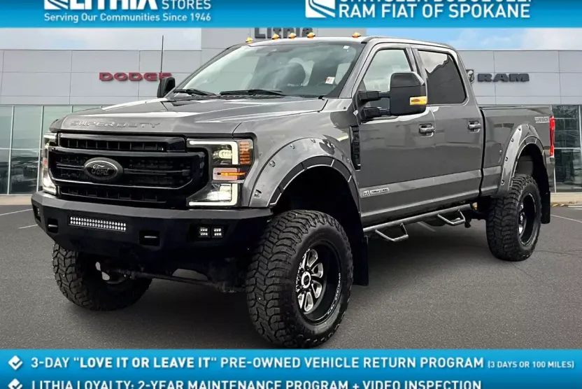 2022 Ford F-350 Lariat photo 1