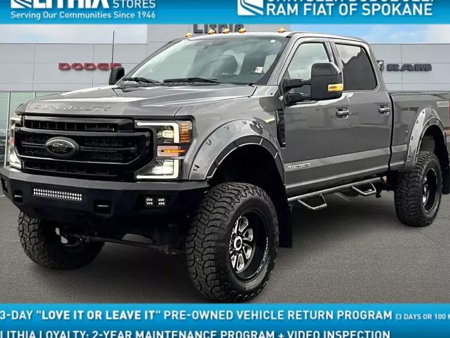 2022 Ford F-350 Lariat photo 1