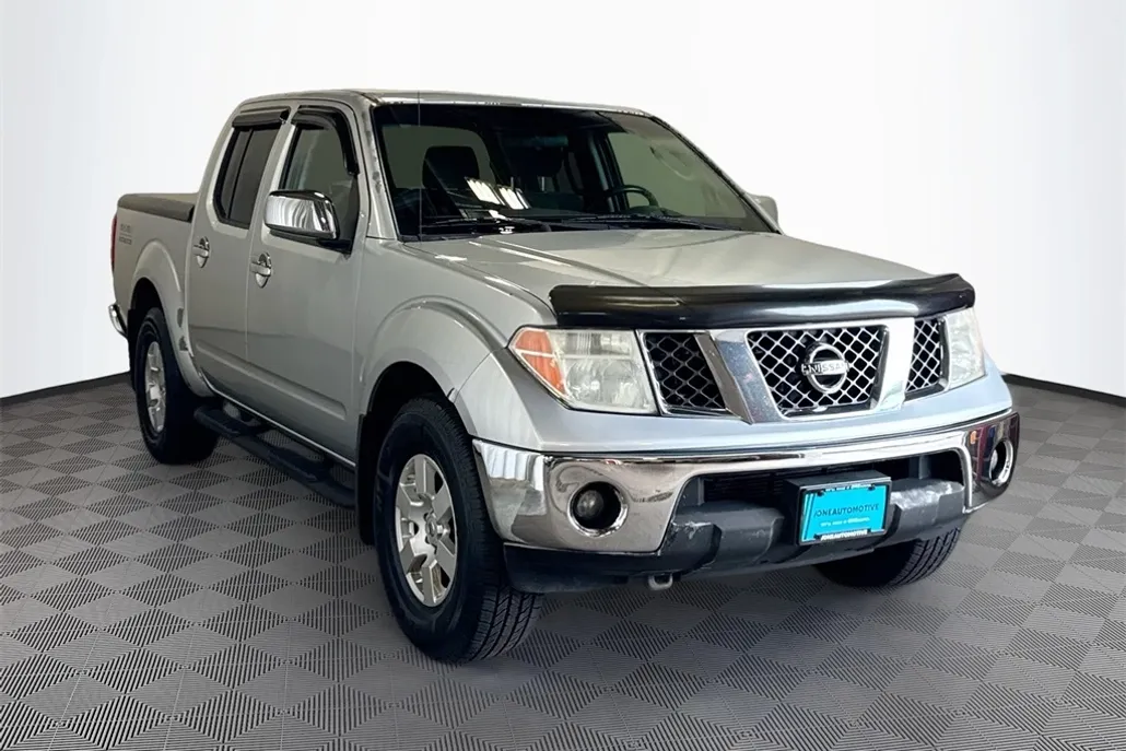 2007 Nissan Frontier Nismo Off-Road photo 1