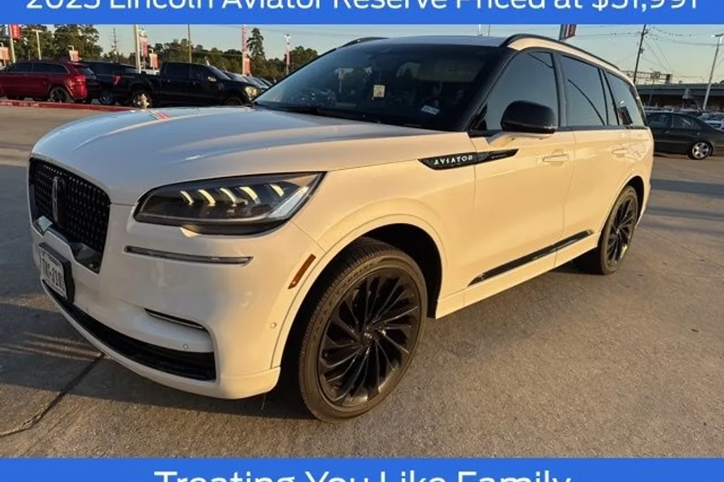 2023 Lincoln Aviator Reserve photo 1