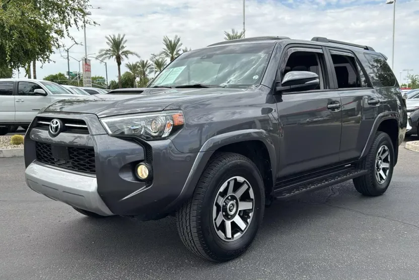 2020 Toyota 4Runner TRD photo 1