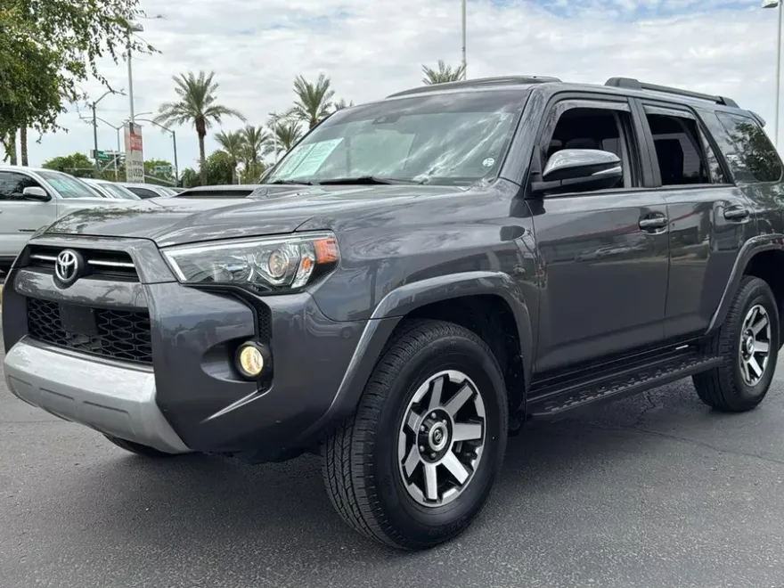 2020 Toyota 4Runner TRD photo 1