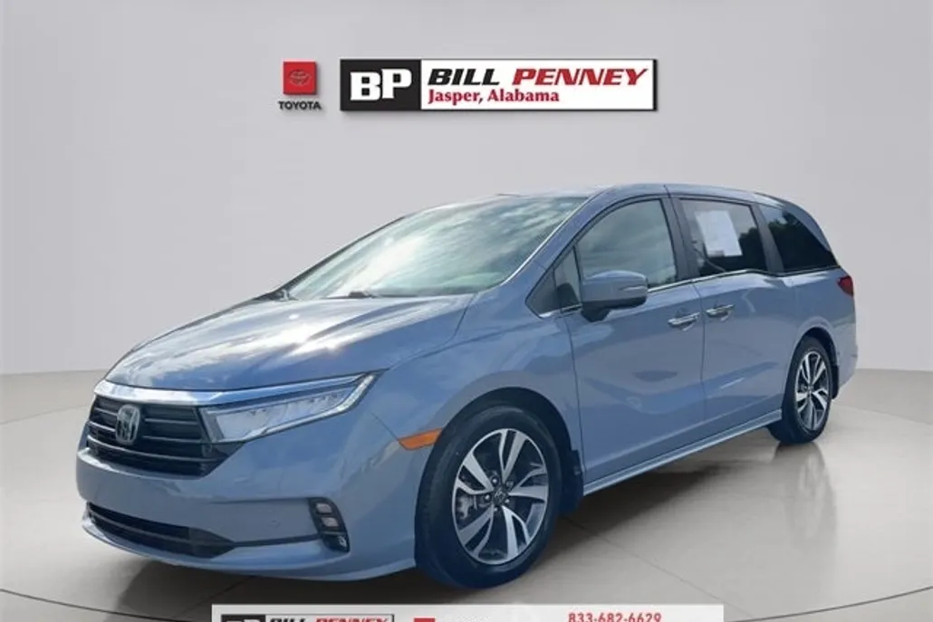 2023 Honda Odyssey Touring photo 1