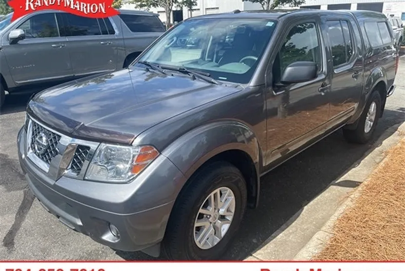 2017 Nissan Frontier SV photo 1