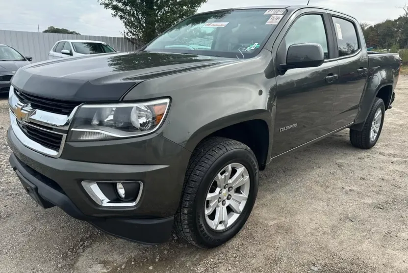 2018 Chevrolet Colorado LT photo 1