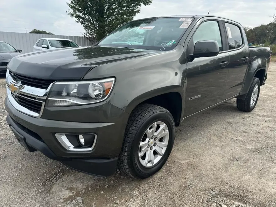2018 Chevrolet Colorado LT photo 1
