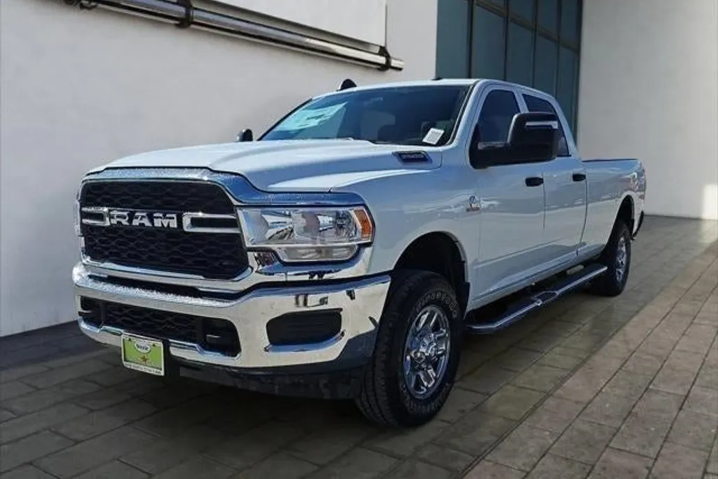 2024 Ram 2500 Tradesman photo 1