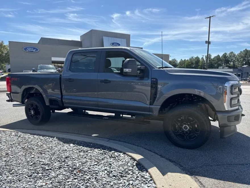 2026 Ford F-350 photo 1