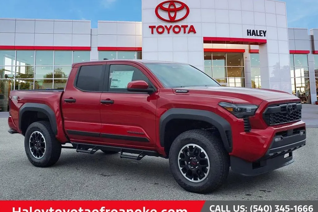2025 Toyota Tacoma TRD Off-Road 4x4 Double Cab photo 1