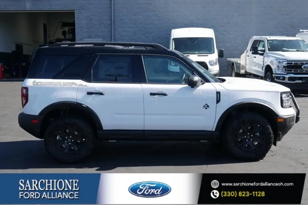 2025 Ford Bronco Sport Outer Banks photo 1