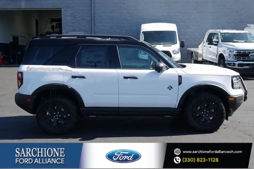 2025 Ford Bronco Sport Outer Banks photo 1