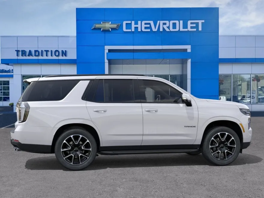 2025 Chevrolet Tahoe RST photo 1