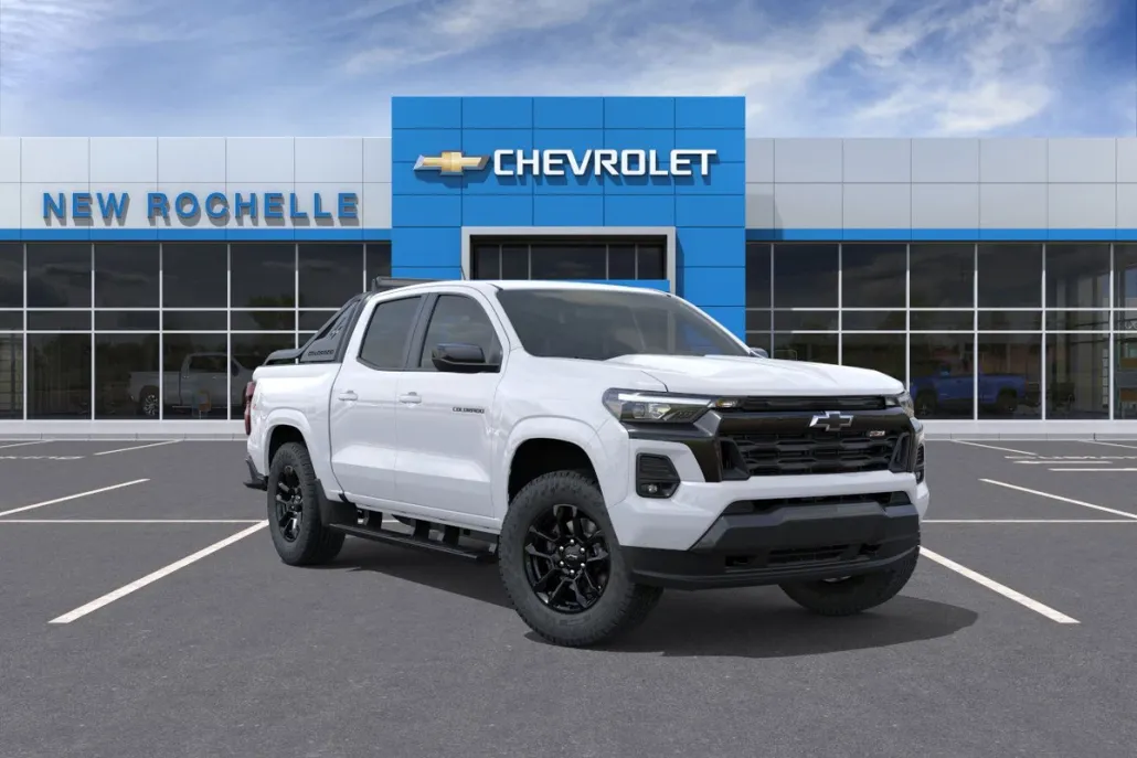2025 Chevrolet Colorado Z71 photo 1
