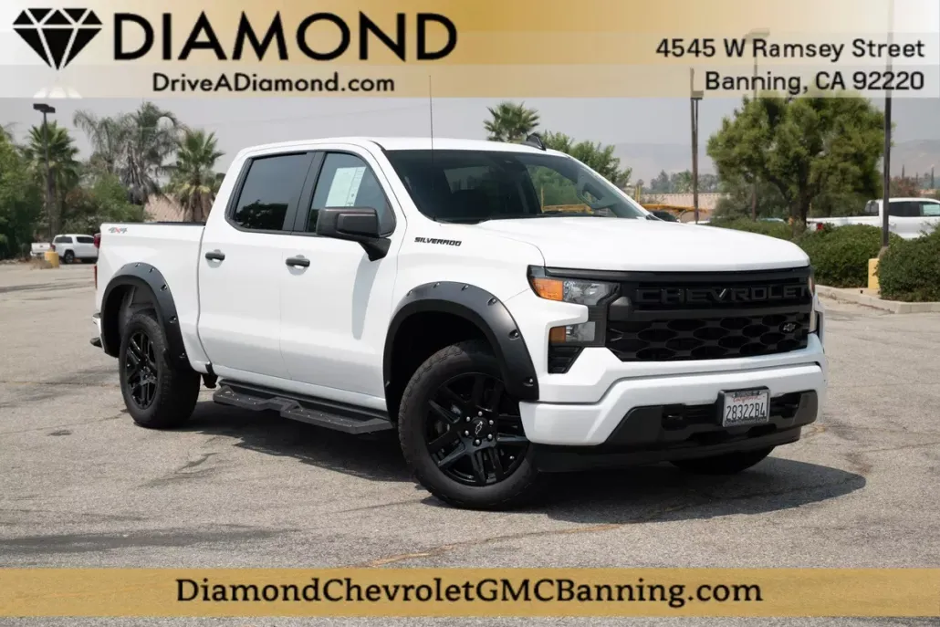 2024 Chevrolet Silverado 1500 Custom photo 1