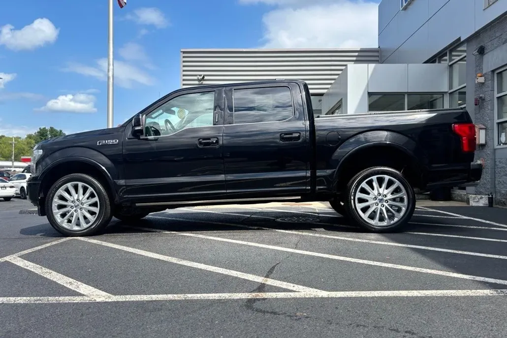 2019 Ford F-150 Limited photo 1